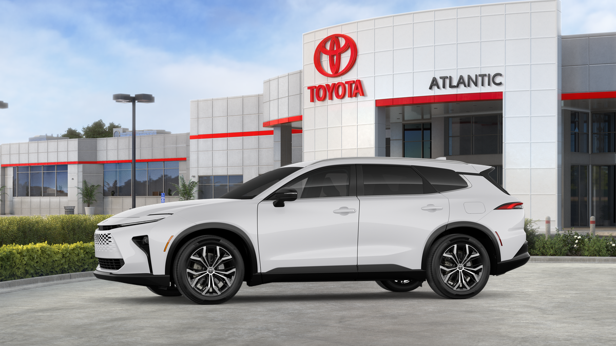 2025 Toyota Toyota Crown Signia XLE