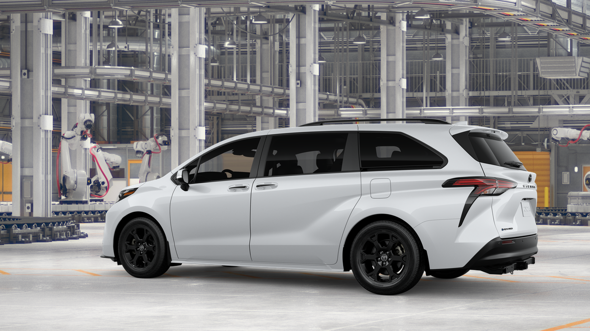 2026 Toyota Sienna Woodland Edition