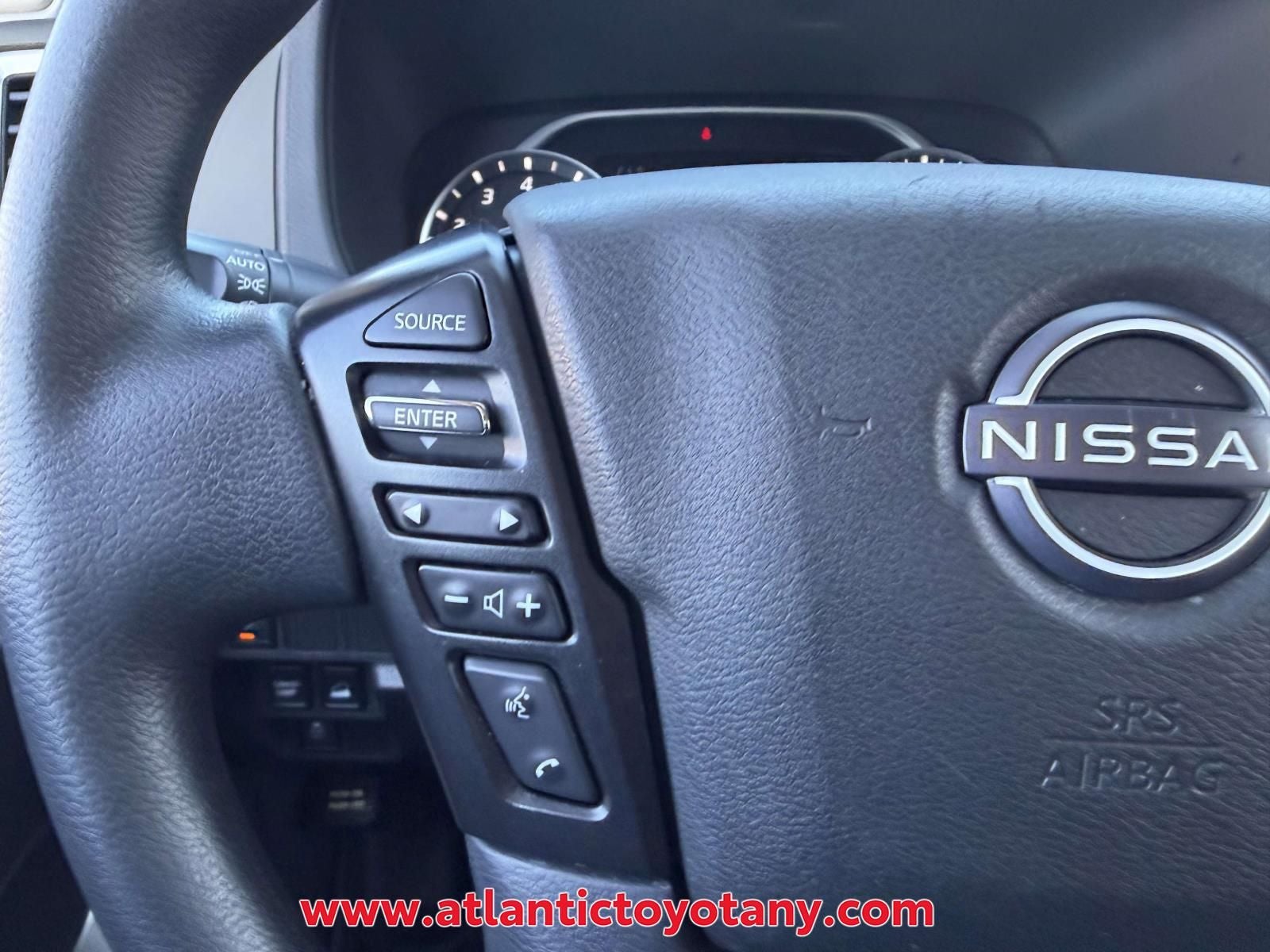 2022 Nissan Frontier SV