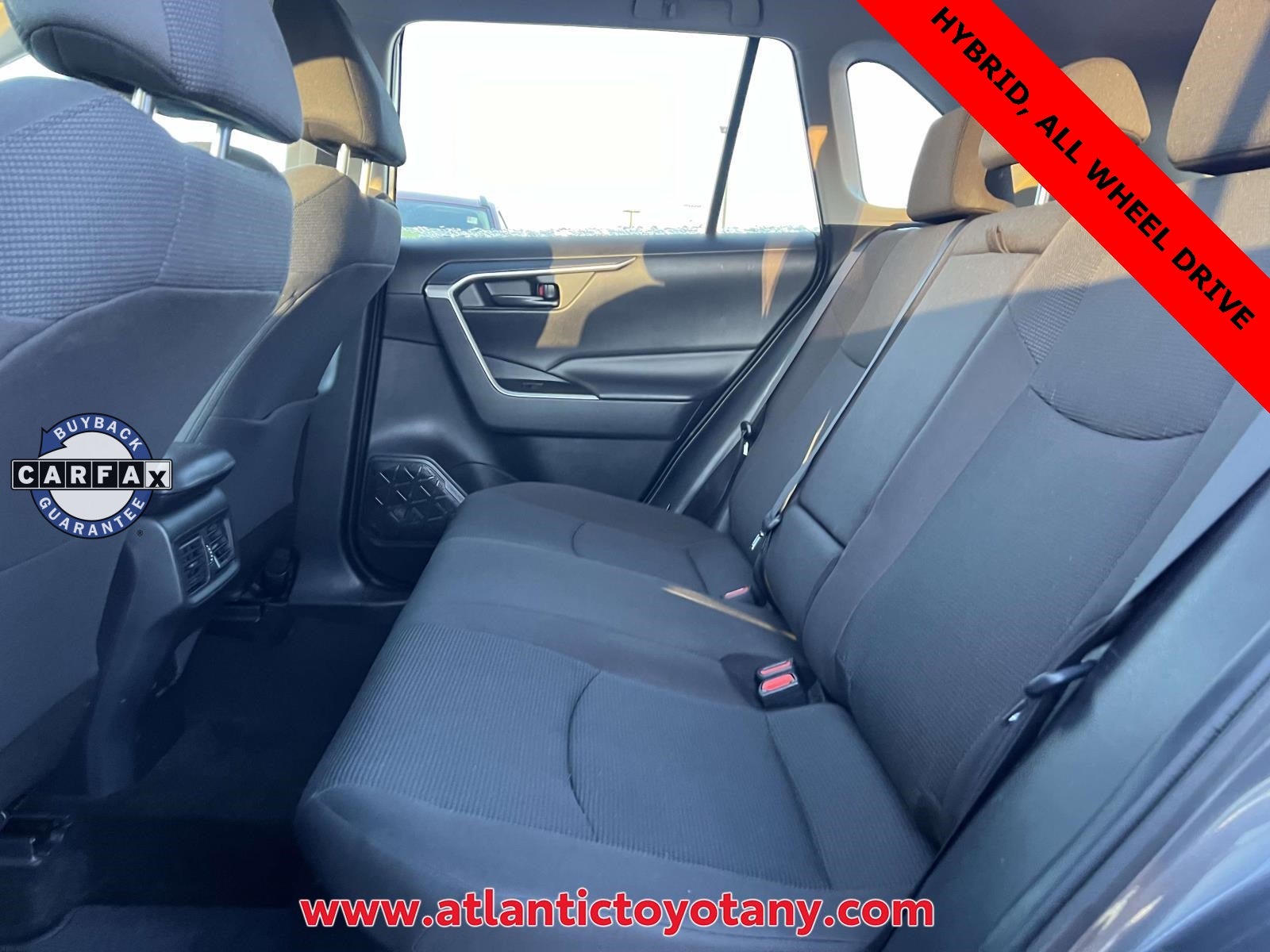 2020 Toyota RAV4 Hybrid LE