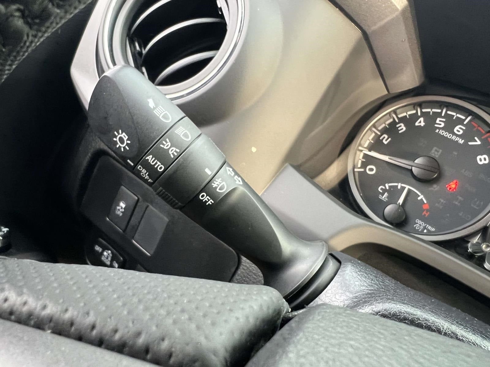 2023 Toyota Tacoma TRD Sport V6