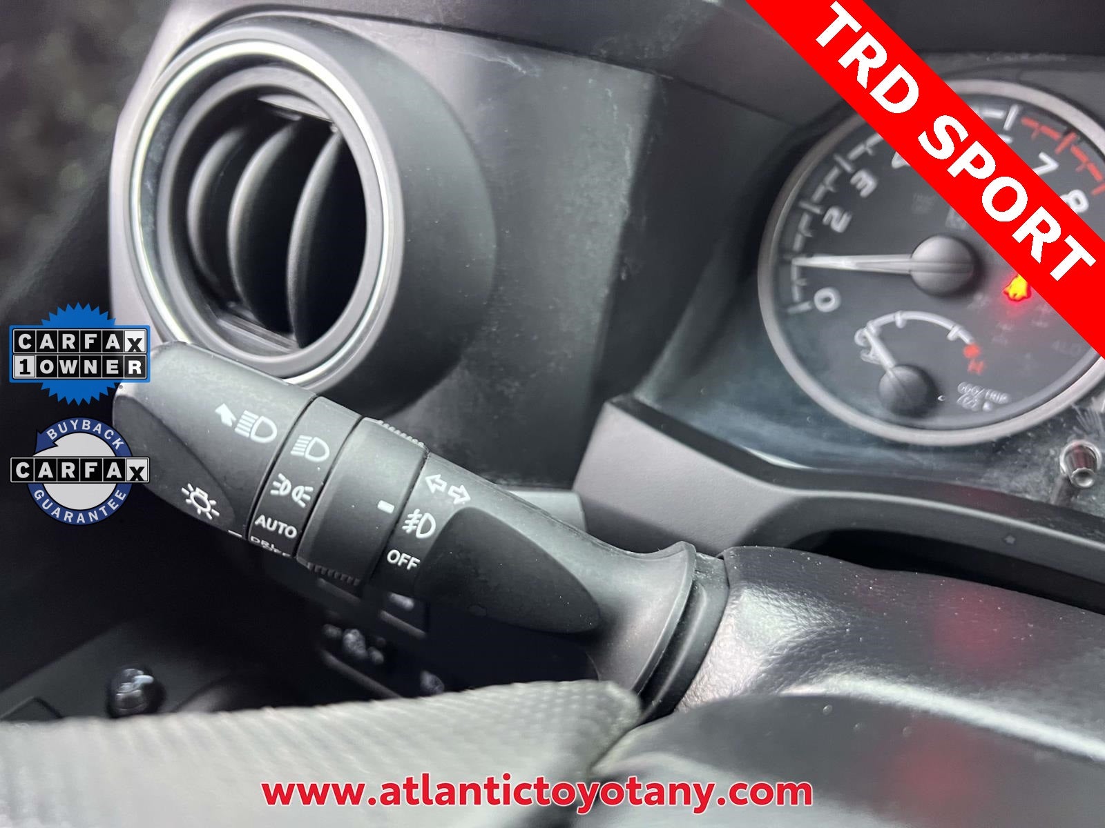 2023 Toyota Tacoma TRD Sport V6