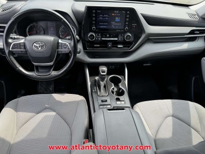 2022 Toyota Highlander LE