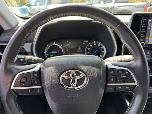 2021 Toyota Highlander Hybrid XLE in West Islip, NY - Atlantic Toyota