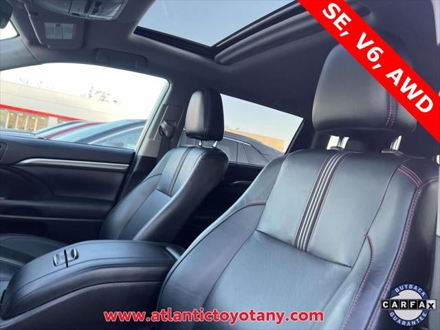 2019 Toyota Highlander SE