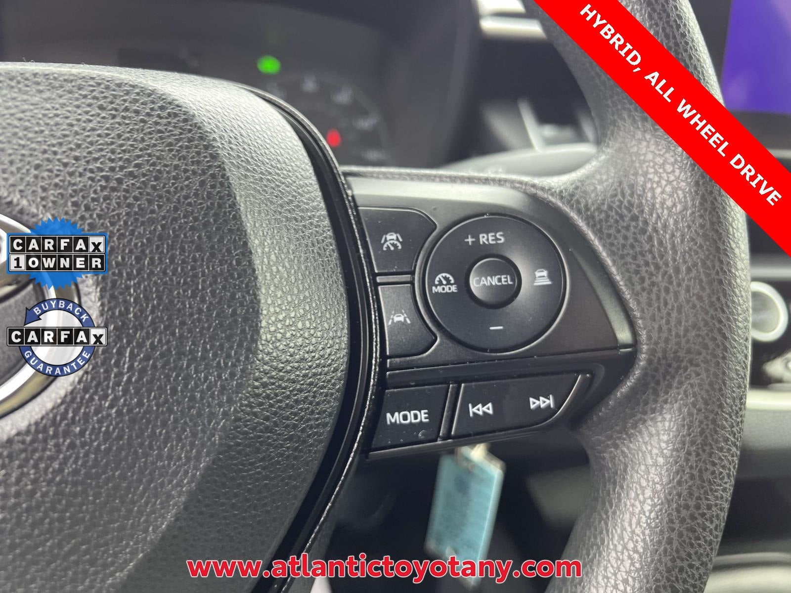 2024 Toyota Corolla Hybrid LE