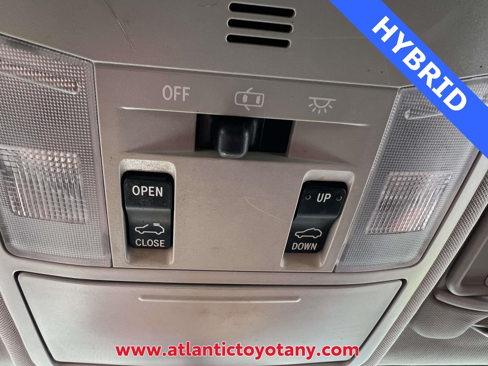 2017 Toyota RAV4 Hybrid XLE