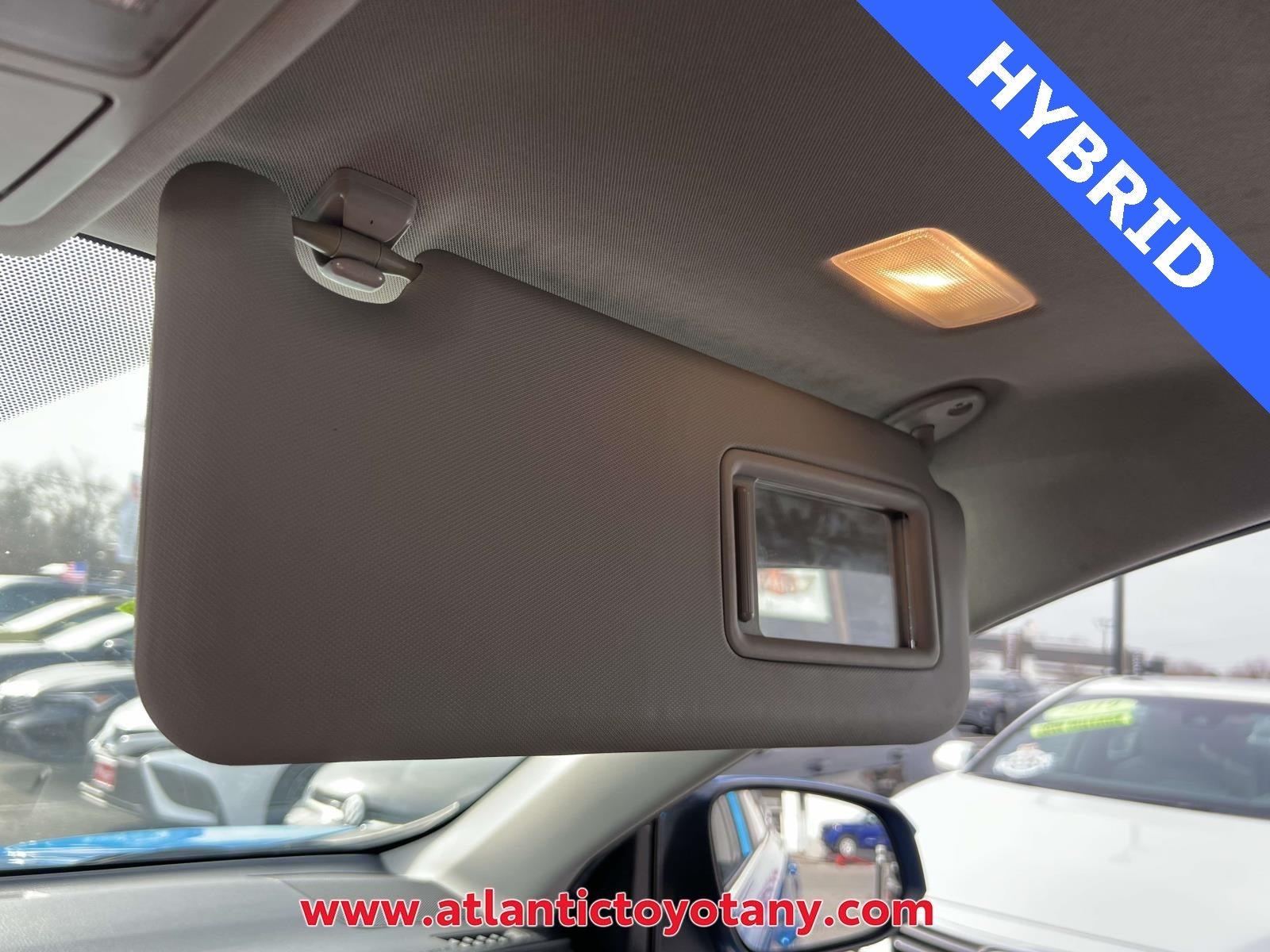 2017 Toyota RAV4 Hybrid XLE