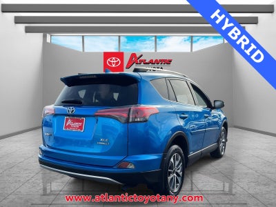 2017 Toyota RAV4 Hybrid XLE