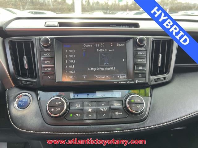 2017 Toyota RAV4 Hybrid XLE